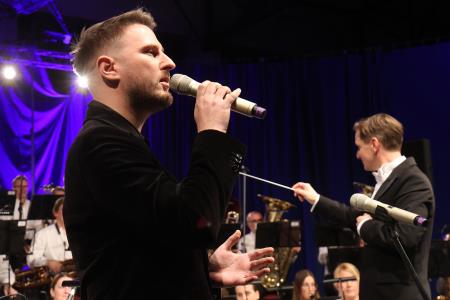 STOLETJE NAVDIHA 50. božično novoletni koncert Godbe Cerknica 56 Foto Ljubo Vukelič